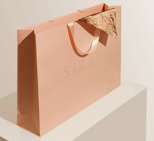 Custom Gift Bag Manufacturing